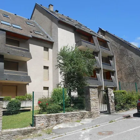 3p Luchon Cures & Soda *